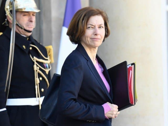 Биз Россияга кимлигимизни кўрсатиб қўямиз – Франция Мудофаа вазири