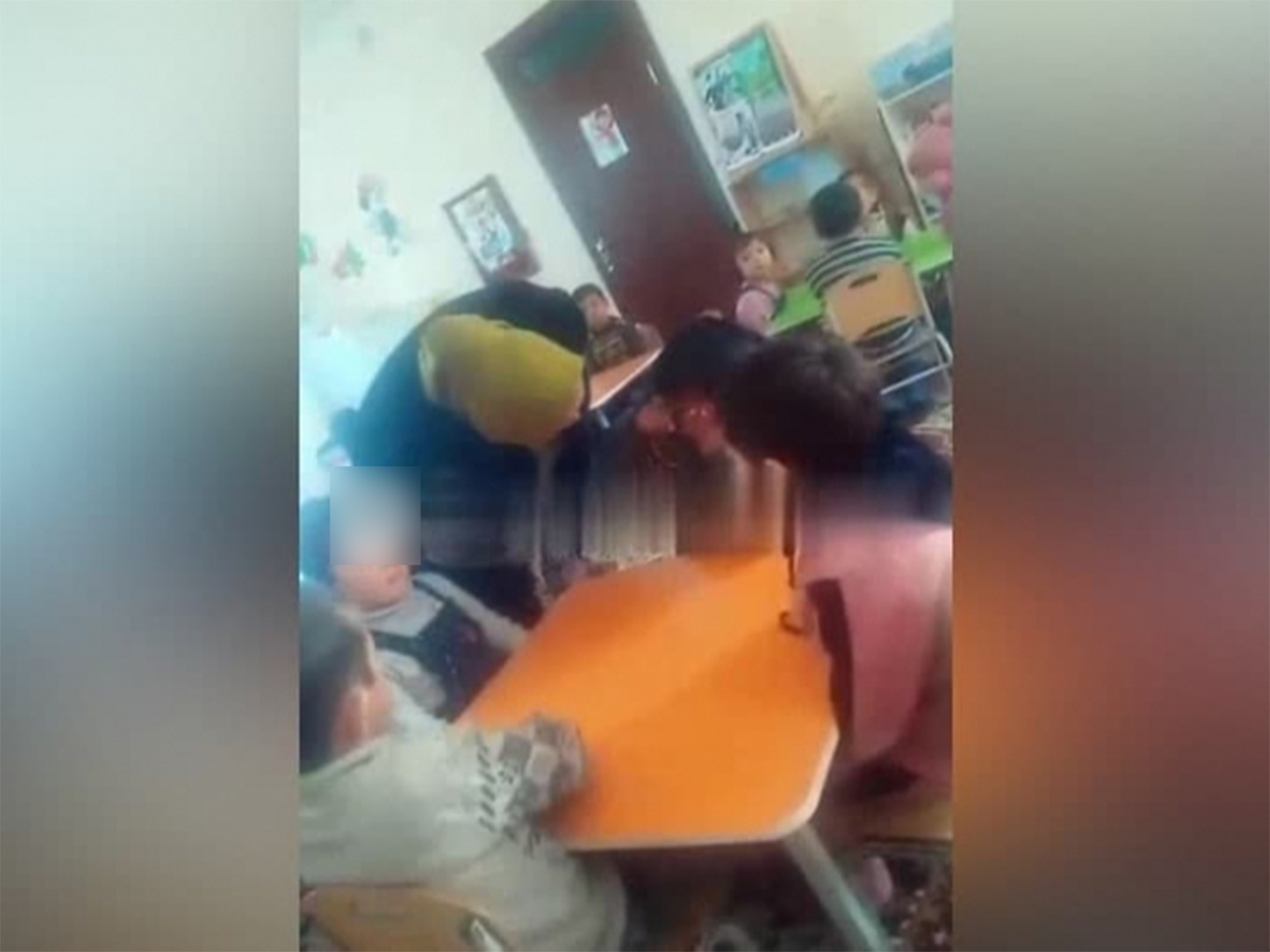 Прокуратура болани урган тарбиячи иши бўйича текширув бошлади