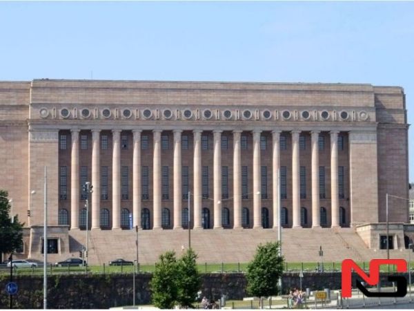 Депутат парламент биносидан ўлик ҳолда топилди