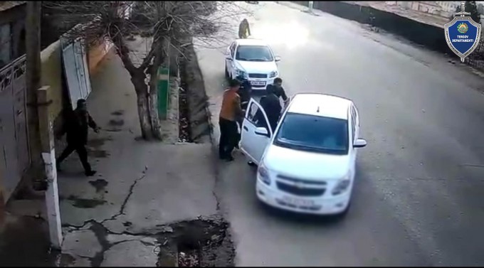 Сурхондарёлик блогер иши: Депутат ва адвокат бошқача фикрда, ИИВ огоҳлантириш билан чиқди