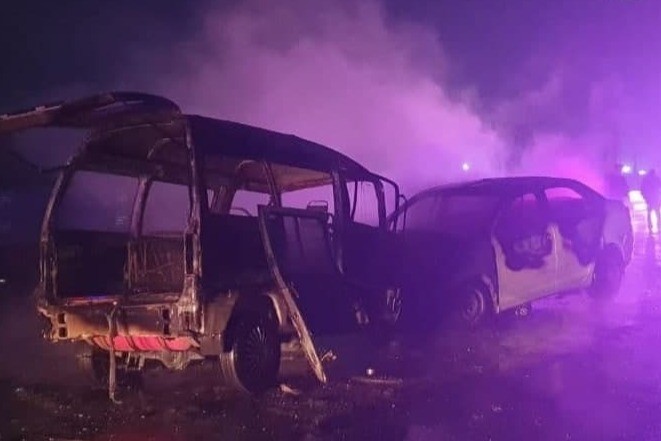 Cobalt ва Damas тўқнашувида 2 автомобиль ҳам ёниб кетди