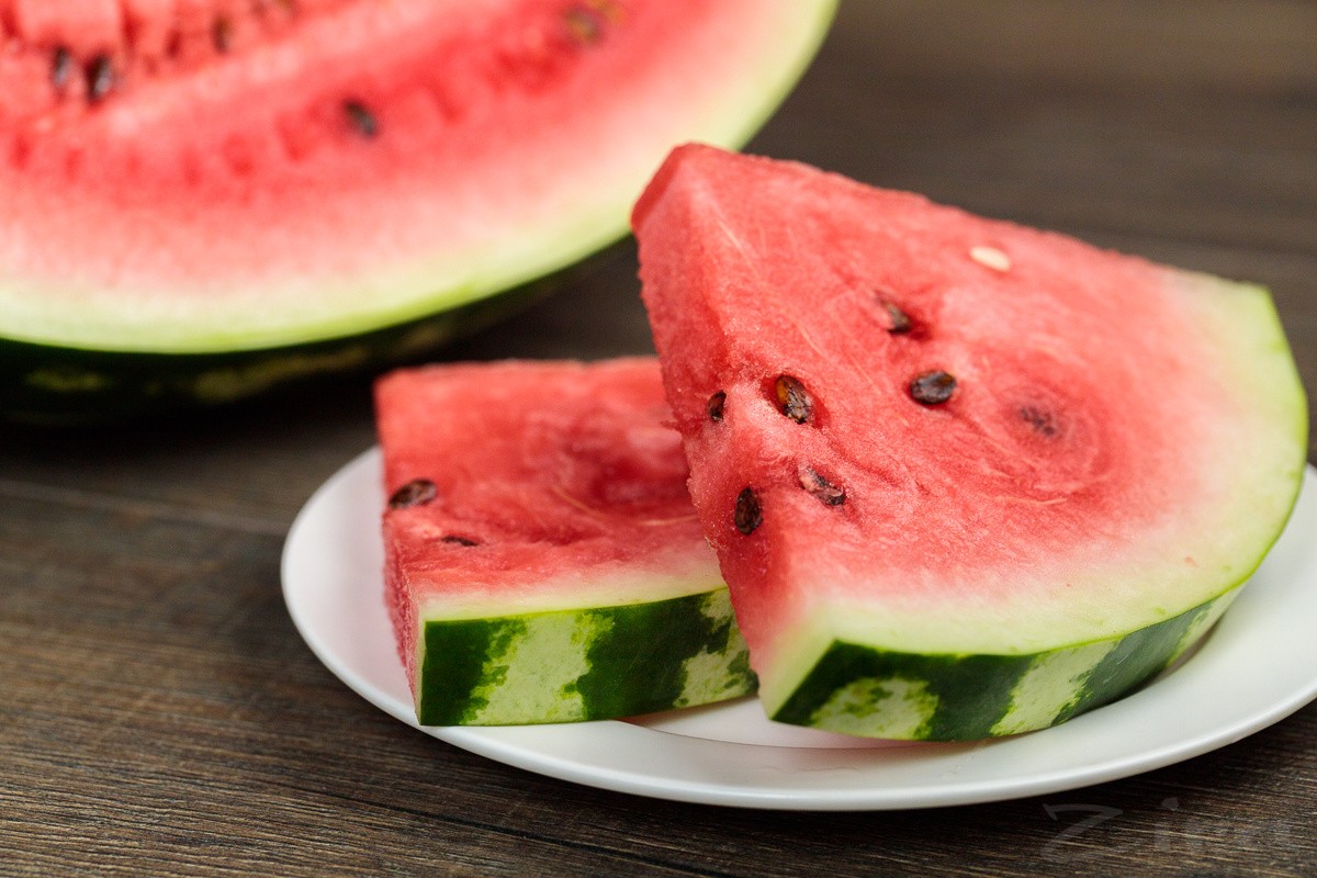 Наманганда эр-хотин тарвуздан заҳарланиб вафот этди