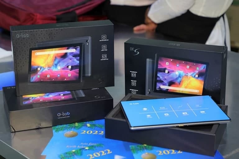 «Президент совғаси»да планшет ҳам бўлади