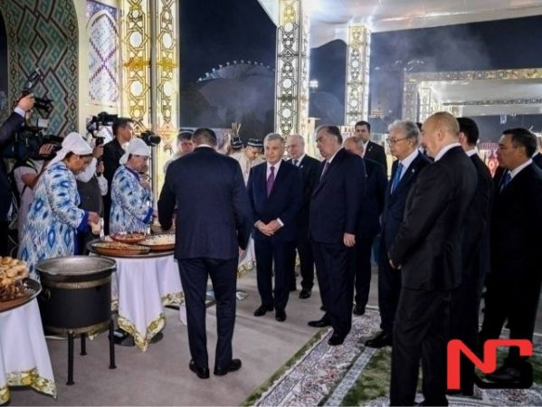 МДҲ давлатлари раҳбарларига ўзбек миллий таомлари намойиш этилди