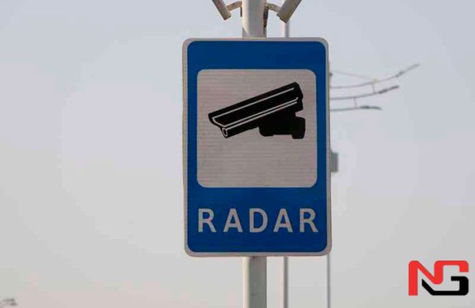 Андижонда ўсмирлар радарни уриб тушириб, каналга оқизиб юборди