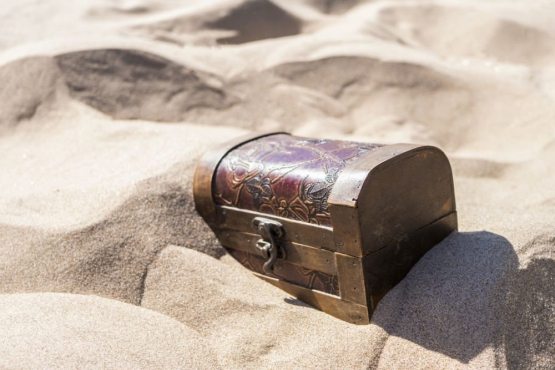 Чўпонлар 25 миллион долларлик ИШИД хазинасини топиб олишди