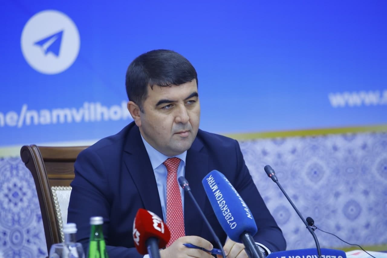 Автомобил заводи, йўл ва футбол — Ҳоким саволларга жавоб берди