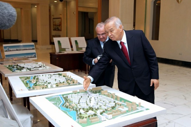 Халқ шоири Абдулла Орипов: Ислом Каримовнинг “Янги уйни қурмасдан эскисини бузма”, деган ўгитига ҳозир бутун дунё амал қилмоқда