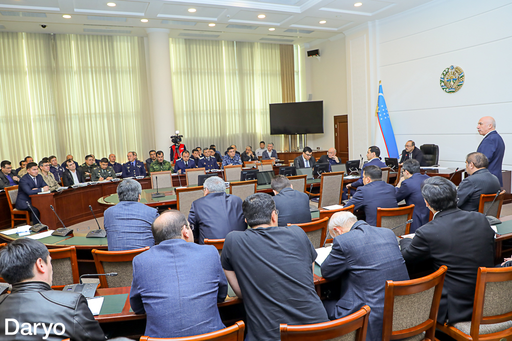 Коронавирусга чалинган ўзбекистонлик аёл туфайли 150 киши изоляцияга олинди. Уларнинг тўққиз нафари аёлнинг оила аъзолари