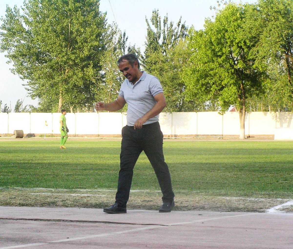 Жанжал ортидан “Нефтчи” бош мураббийи ишдан олинди