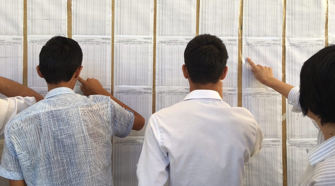 Расман: Ўзбекистонда талабалар контрактлари оширилмайди