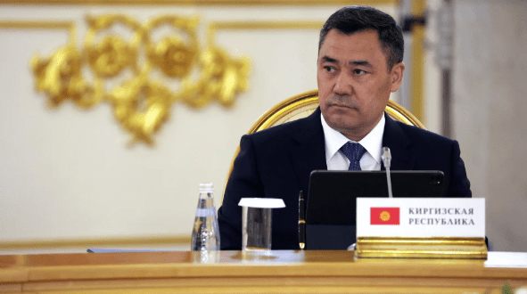 Қирғизистон президенти: "Афғонистондаги жангариларнинг ҳомийлари Марказий Осиёга “кўз тикишган”
