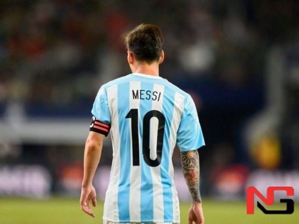 Мессининг биринчи ўқитувчиси шогирдига хат ёзди