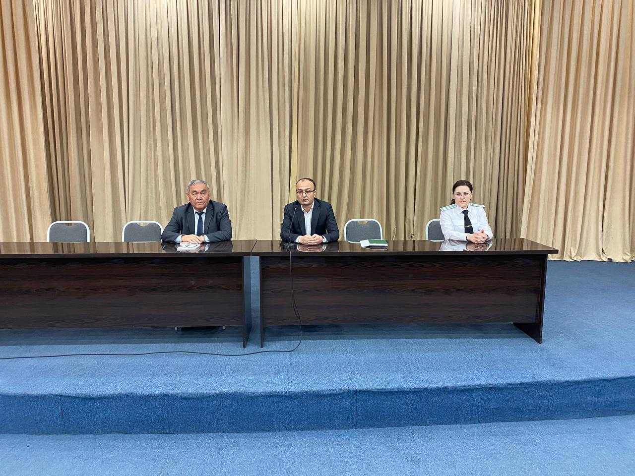 Талабалар билан очиқ мулоқот ўтказилди