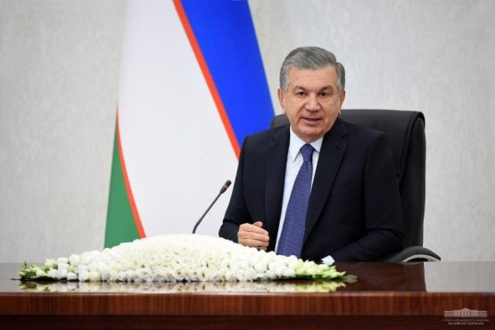 Шавкат Мирзиёев: Энди банклар “ўз аравасини ўзи тортиши” керак