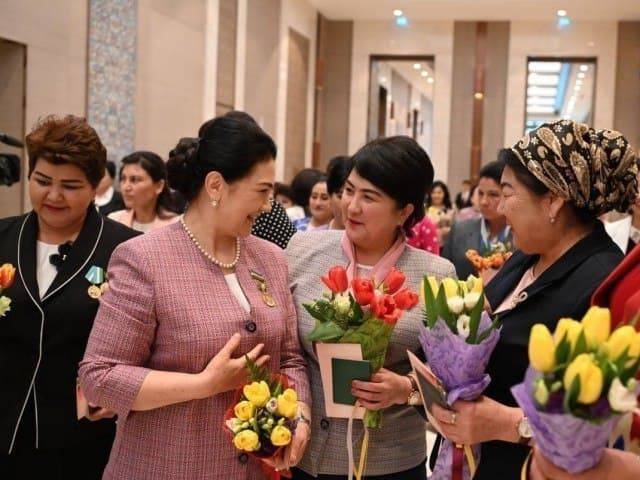 Ўзбекистонда аёллар жамияти тузилади. Унга ҳар йили 50 млрд ажратилади