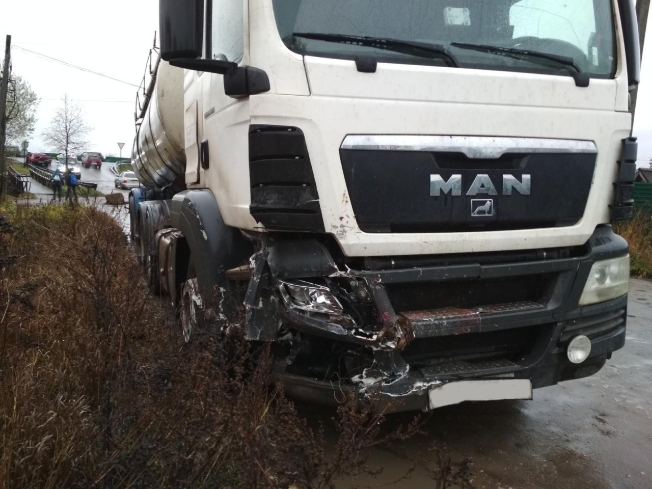 Наманганда ЙТҲ оқибатида юк машинаси йўловчиси ҳалок бўлди