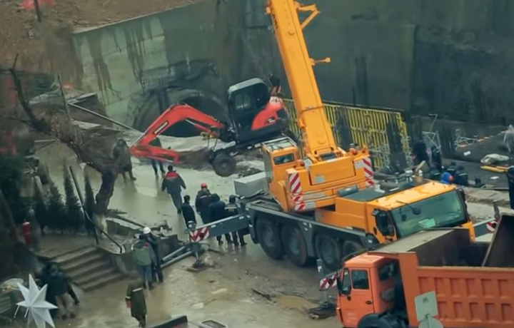 Метро қурилишидаги авария юзасидан Ҳукумат комиссияси тузилди. Қурбонлар борлиги айтилмоқда